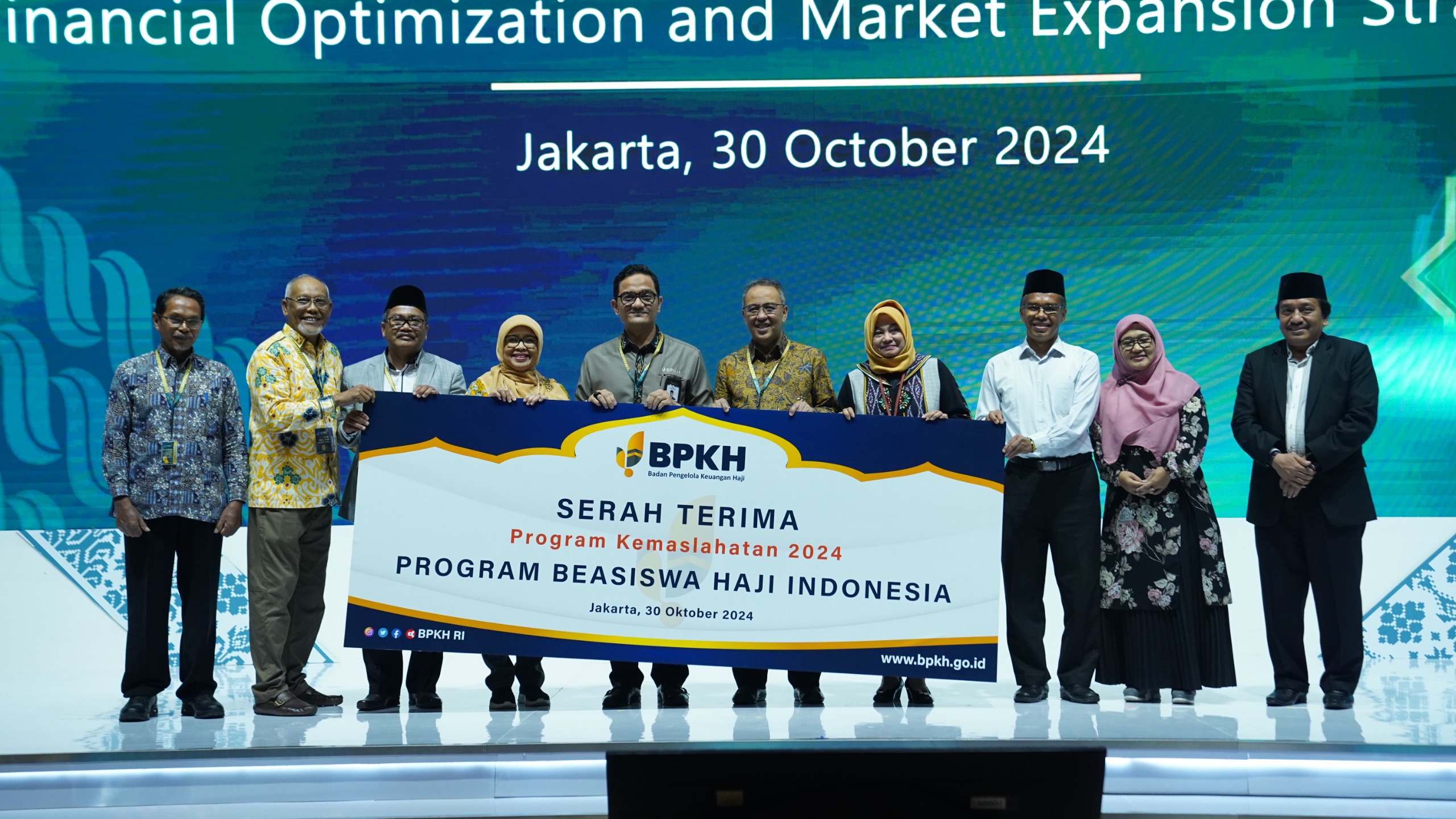 BPKH Luncurkan Program Beasiswa Haji di ISEF 2024, Dukung Generasi Muda Berprestasi